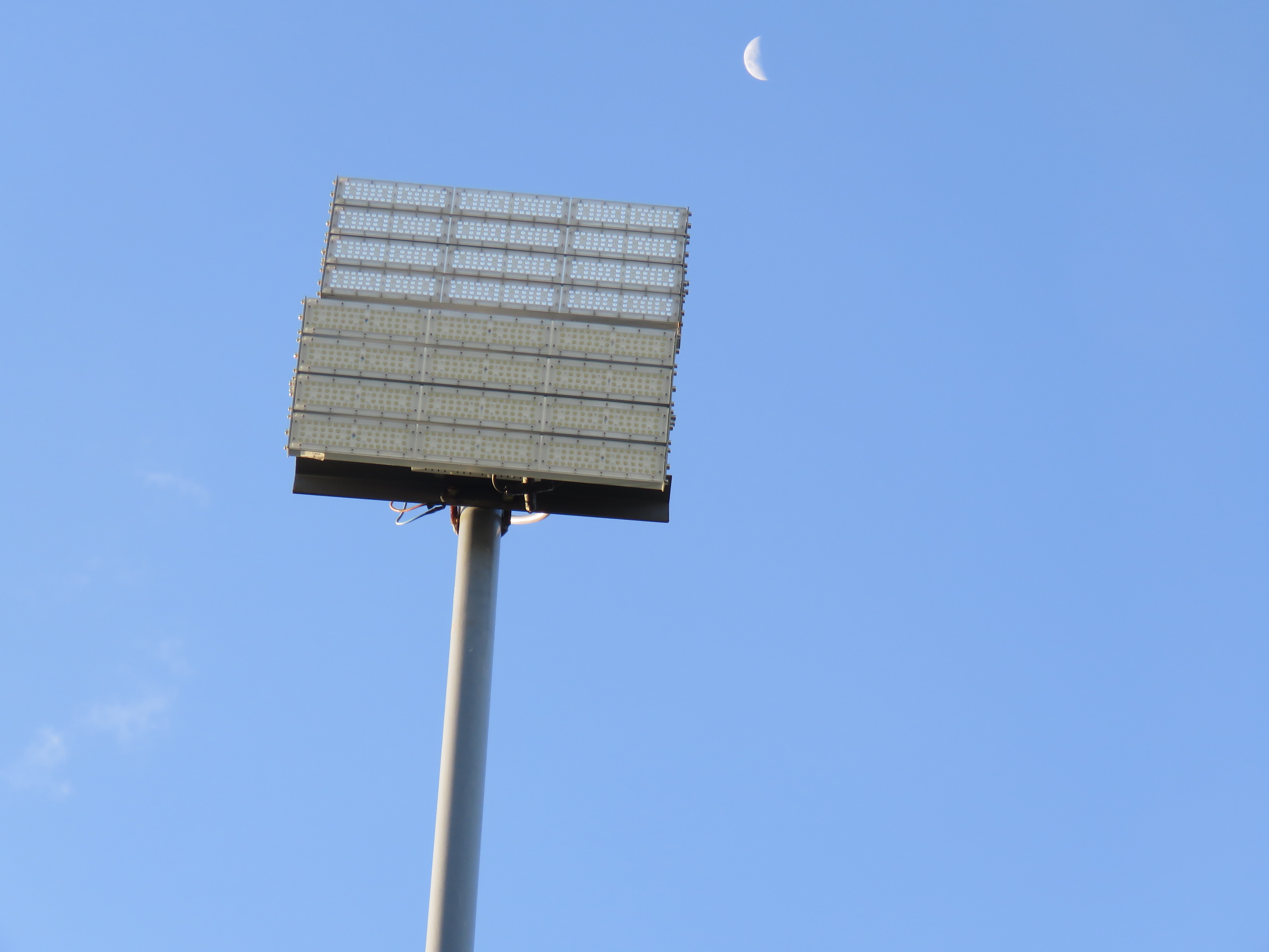 Foto de obra: Modernización de Iluminación en Estadios: Soluciones LED para Clubes de Chajarí