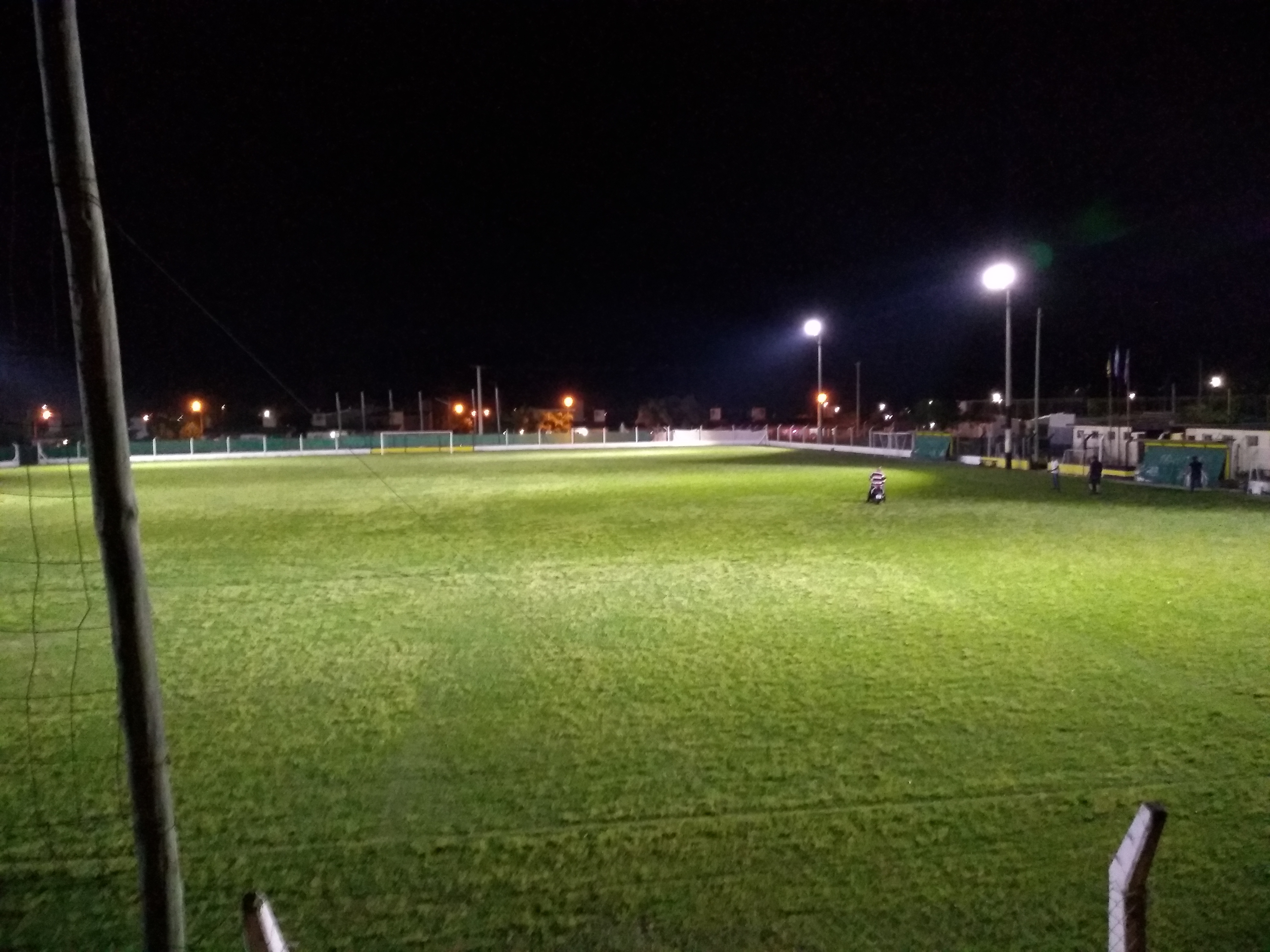 Foto de obra: Modernización de Iluminación en Estadios: Soluciones LED para Clubes de Chajarí